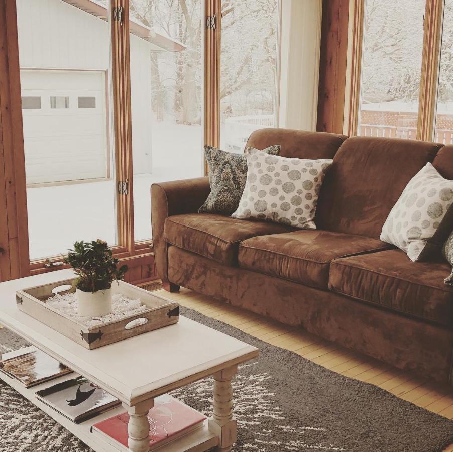 Sunroom On Maple Picton Exteriér fotografie